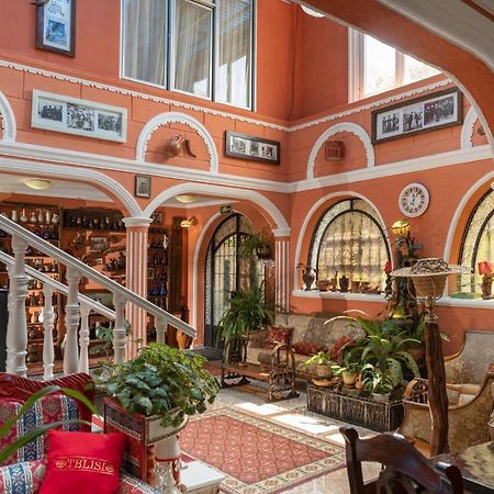 Elia Boutique Hostel & Apart-Hotel Tbilisi Buitenkant foto