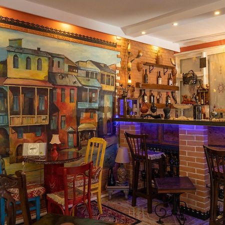 Elia Boutique Hostel & Apart-Hotel Tbilisi Buitenkant foto