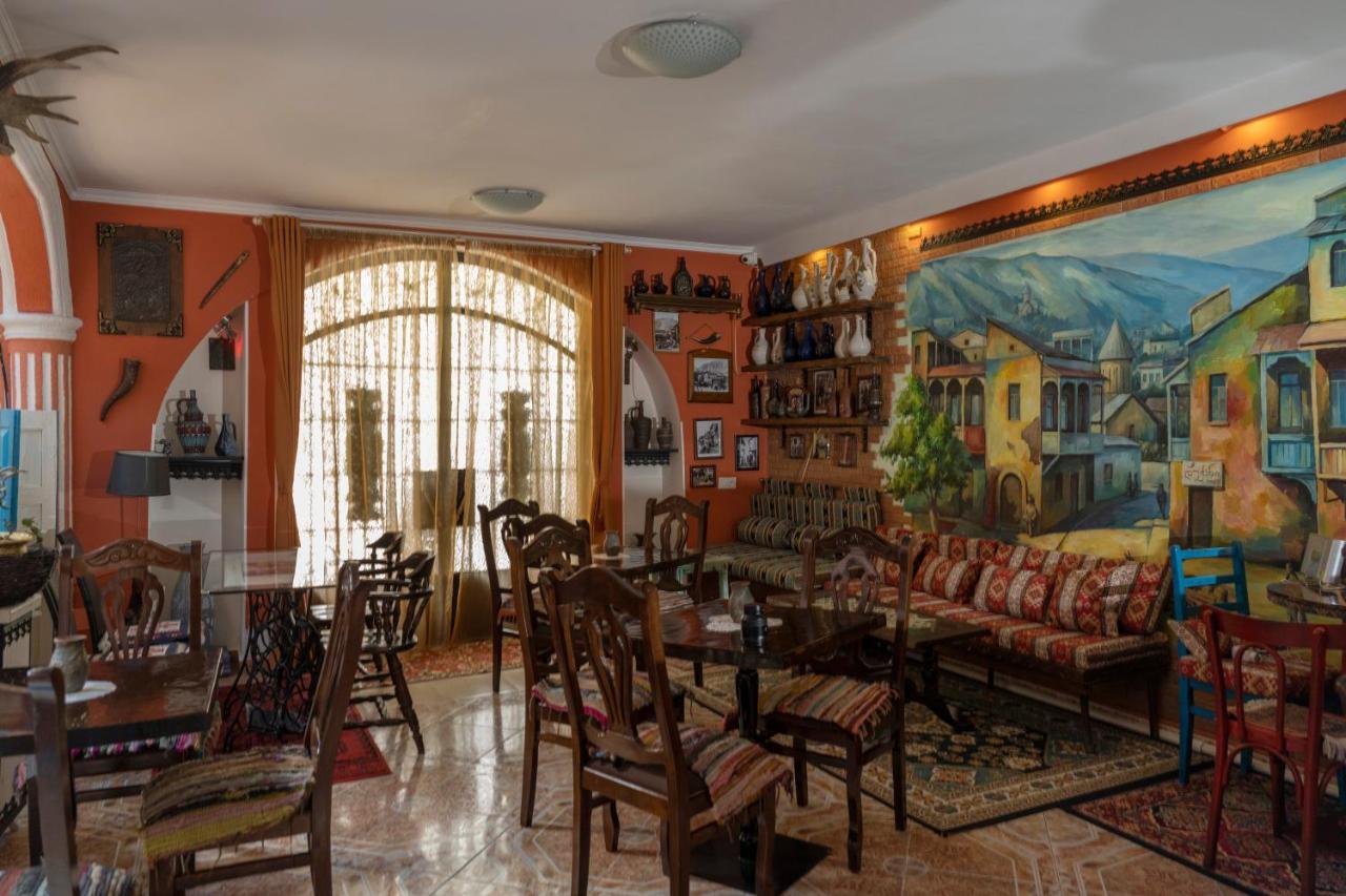 Elia Boutique Hostel & Apart-Hotel Tbilisi Buitenkant foto