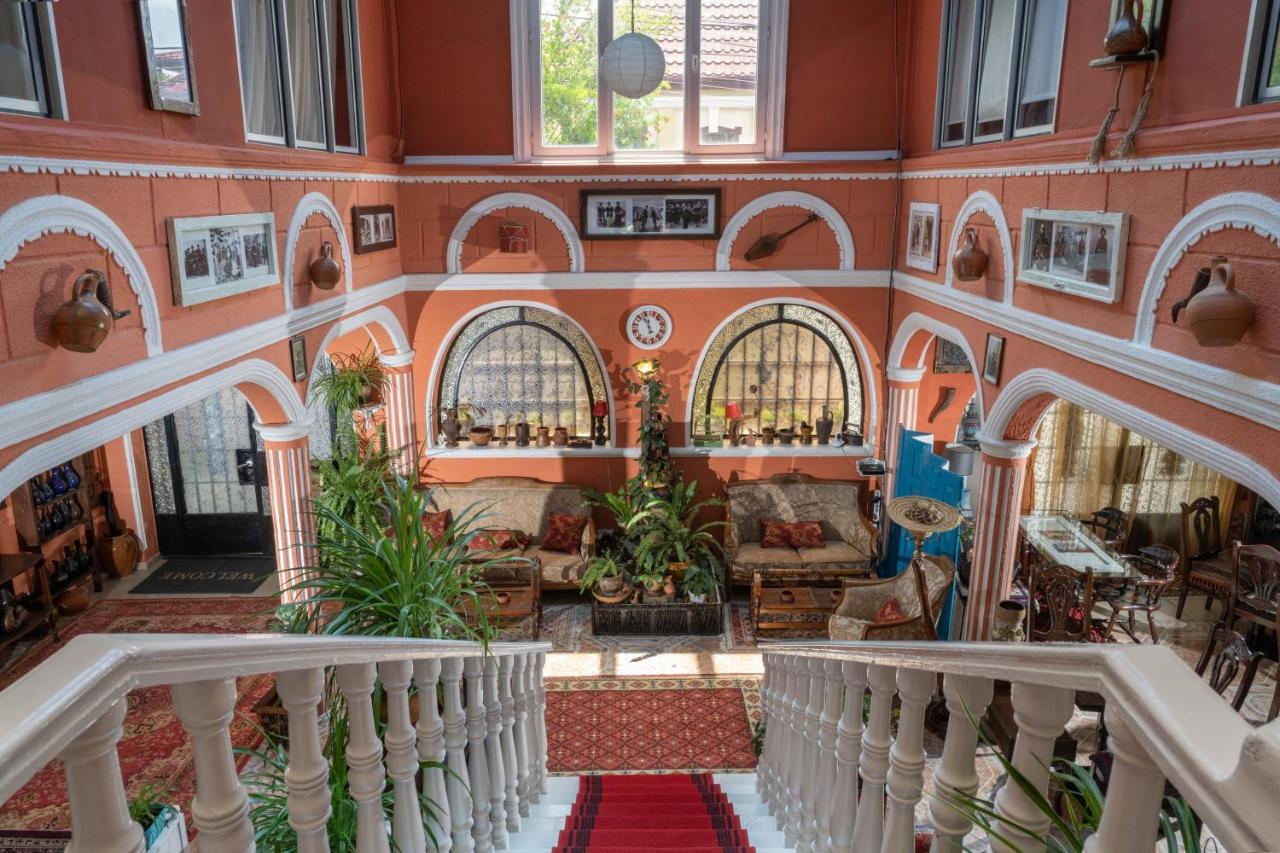 Elia Boutique Hostel & Apart-Hotel Tbilisi Buitenkant foto