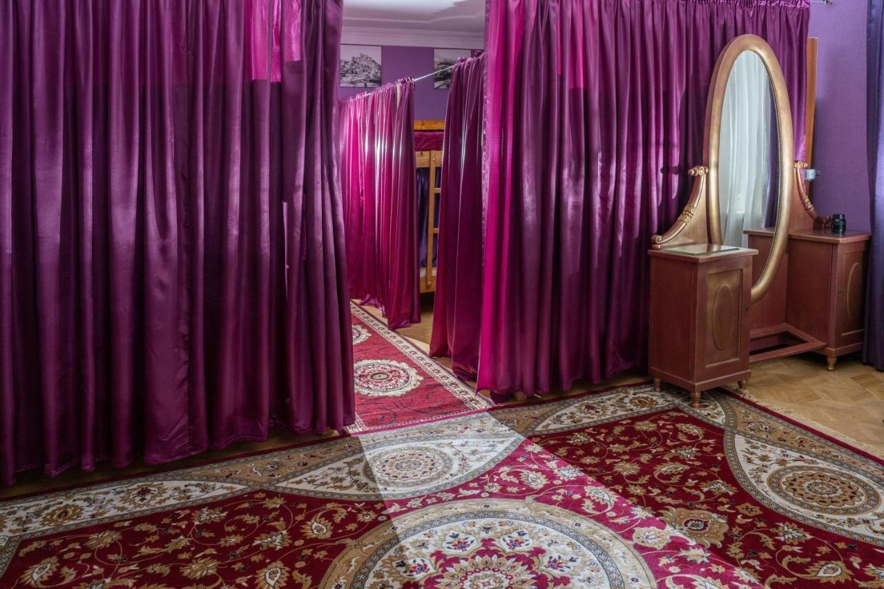 Elia Boutique Hostel & Apart-Hotel Tbilisi Buitenkant foto